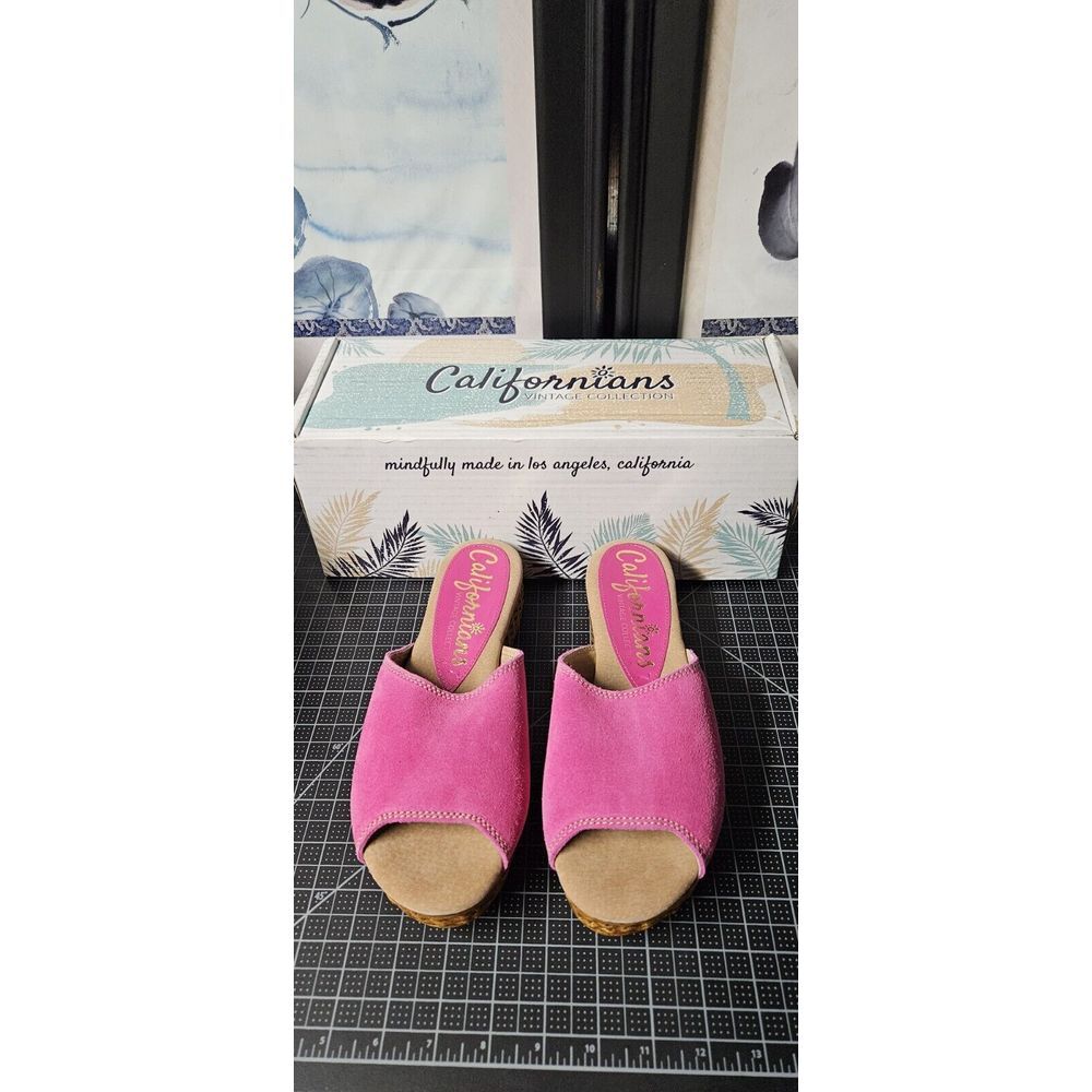 Californians USA handmade Margot Fuchsia Suede sandals 7 /7.5 M